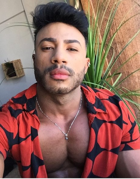 Henry Brasil sex star photos