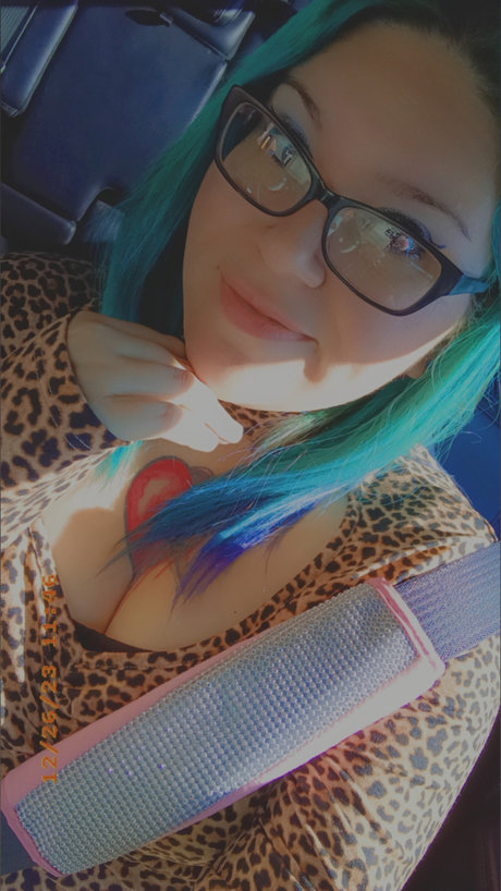 Skye Gonzalez xxx model images