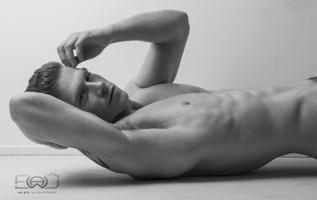 muscle nude onlyfans art nude gallery