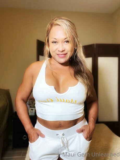 _Maui Gem UNLEASHED_ star nudes archive