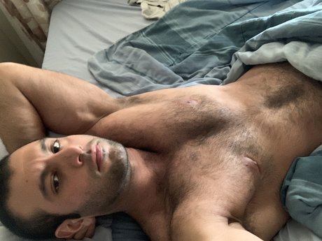 MASTERZOBISTONE hd pornstar pic