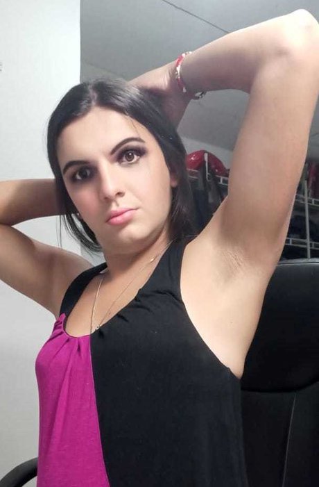 M E Armpit Model star xxx photos
