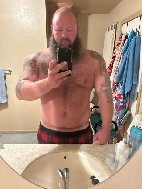 McBeefy xxx star photo
