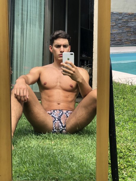 Maxi Tassi nice model img