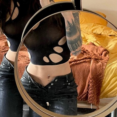 Mae Col modèle exclusif collection