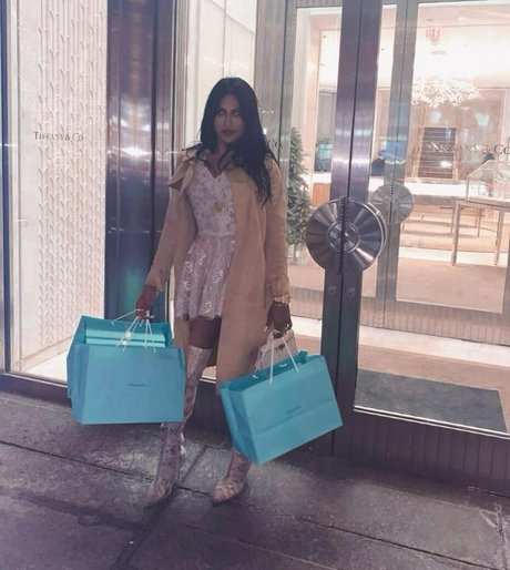 Amelia Maltepe mejor modelo imágenes