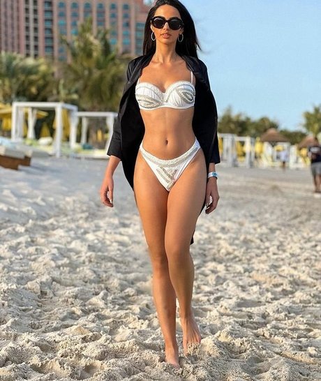 Leila Kraja estrella porno erótica imagen