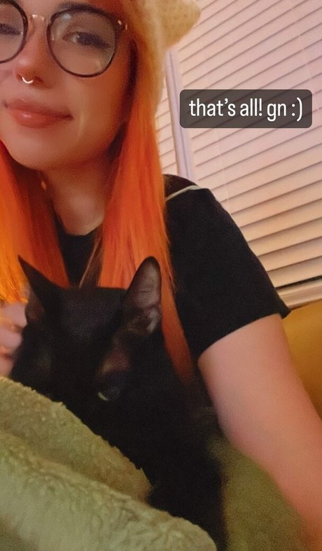 cute asian onlyfans erotic pics