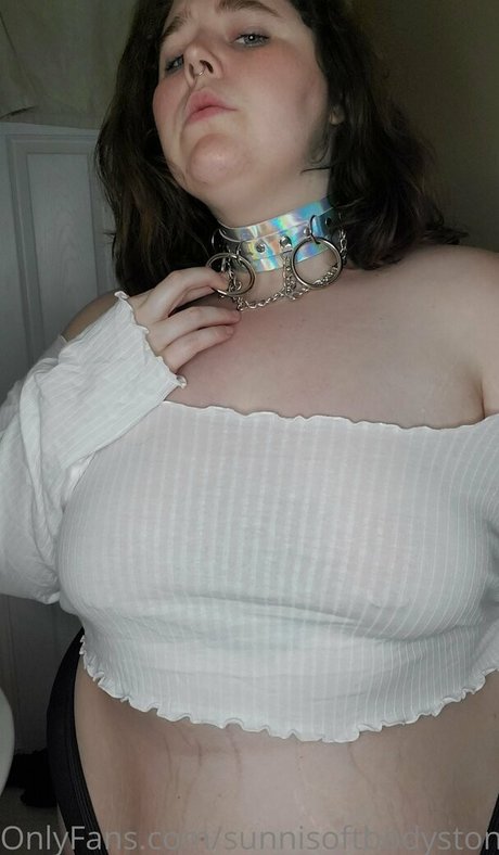 sunnisoftbodystoner actriz perfecta imágenes