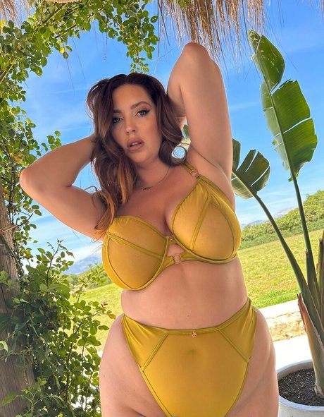 lucyvixen xxx model photos