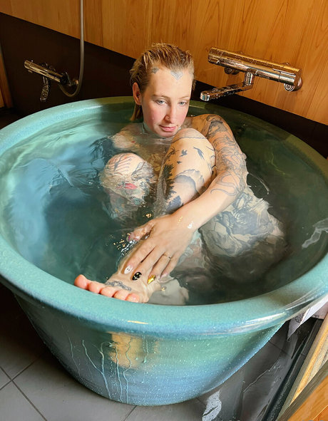 Mrs Nice estrella de alta definición galerías