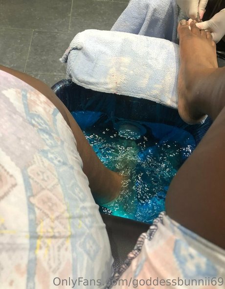 kianakakez actriz caliente fotos