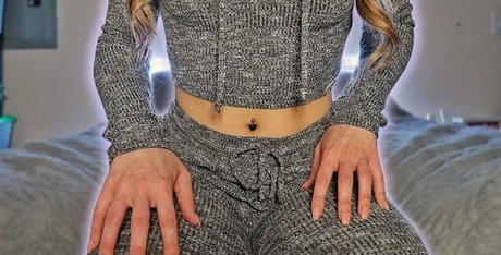 daniasmr arte modelo galerías