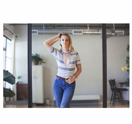 Heather Morris arte estrella porno foto