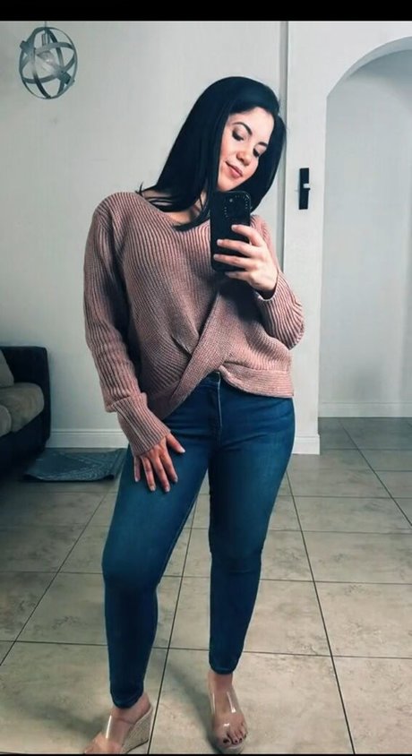 shy onlyfans hot nude photos