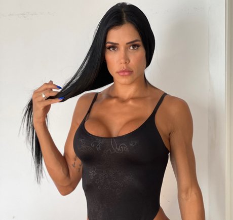 Indianara Jung bonita estrella foto