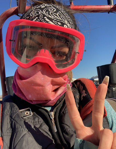 ailadonovannn modèle sexy image