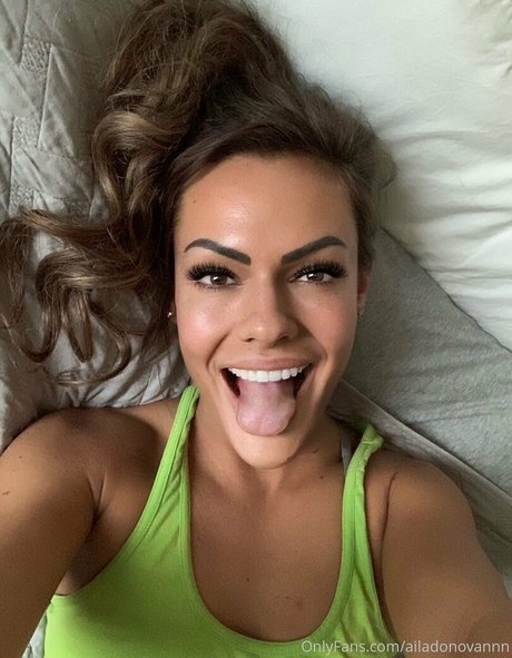 ailadonovannn sexe star du porno galerie