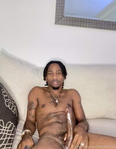 reqthfreak star naked galleries
