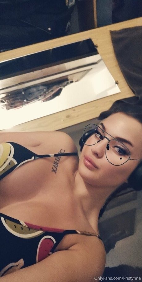 sereniakeer desnudos de modelos recopilación