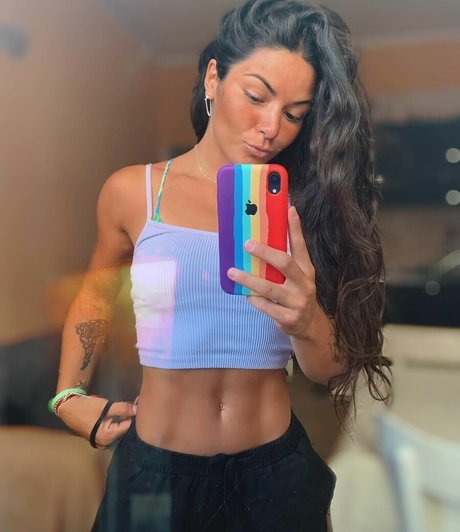 Delfi Granatto étoile parfaite img