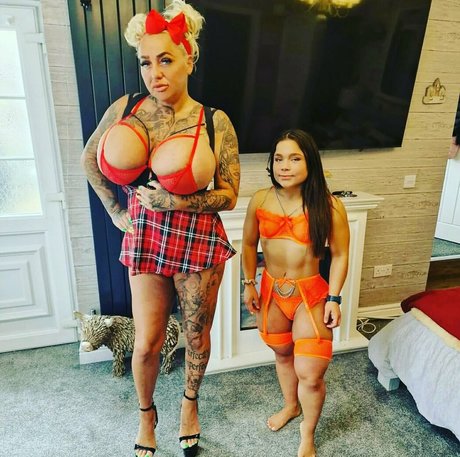 Shannon Dacombe actriz de alta definición galerías