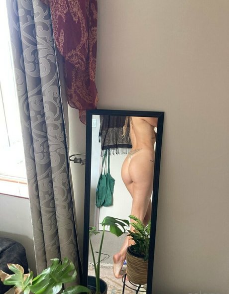 seleneafc pornstar high quality pics