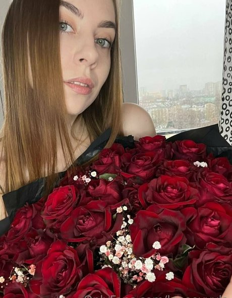 leeeeyyyla hermosa modelo foto