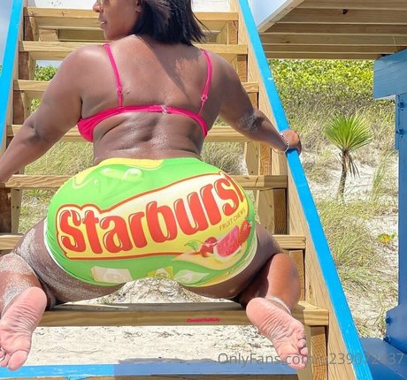 Chanya The Body Miniatura