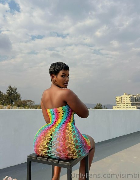 Isimbi estrella porno de arte archivo