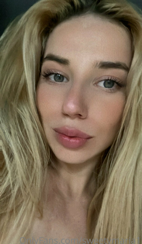 orgasmo de ébano onlyfans bien caliente galería