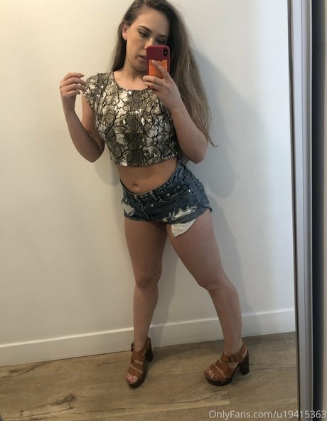 kagneylinn desnudos de estrellas porno imágenes