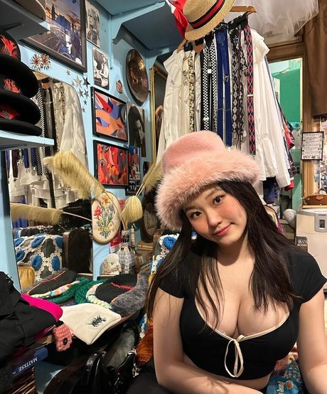 Vicki Mranrr actrice artistique archive