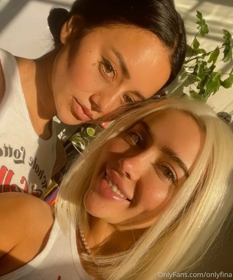 sooofina buen modelo imagen