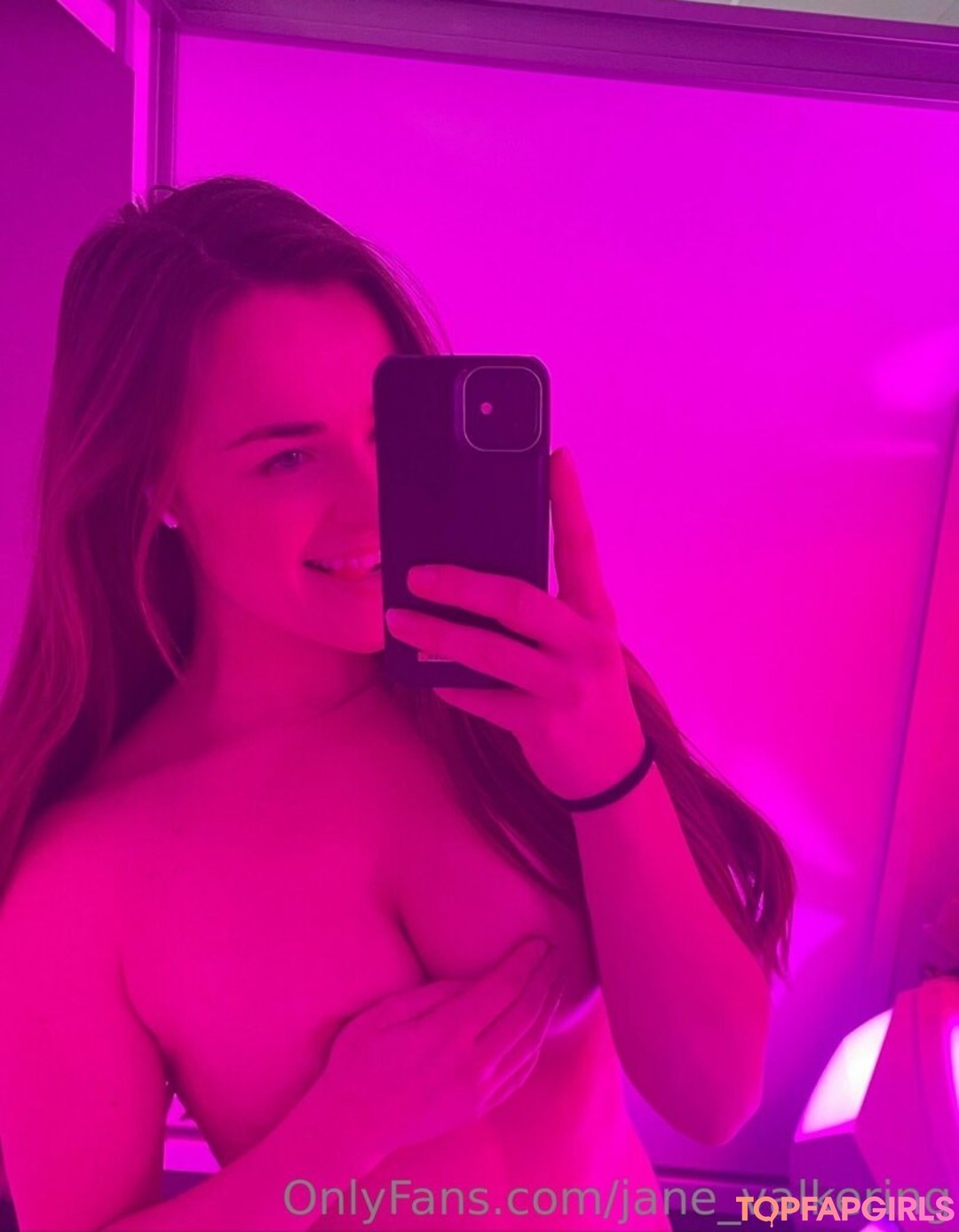 Jane Valkering star du porno en haute qualité img