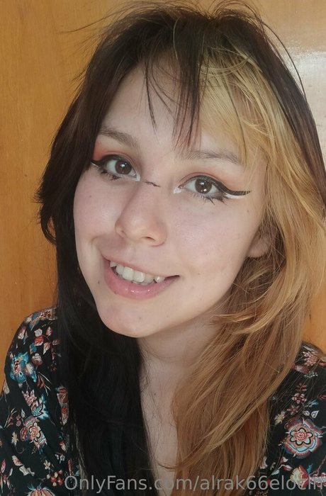 alrak66elocin sexo modelo imágenes