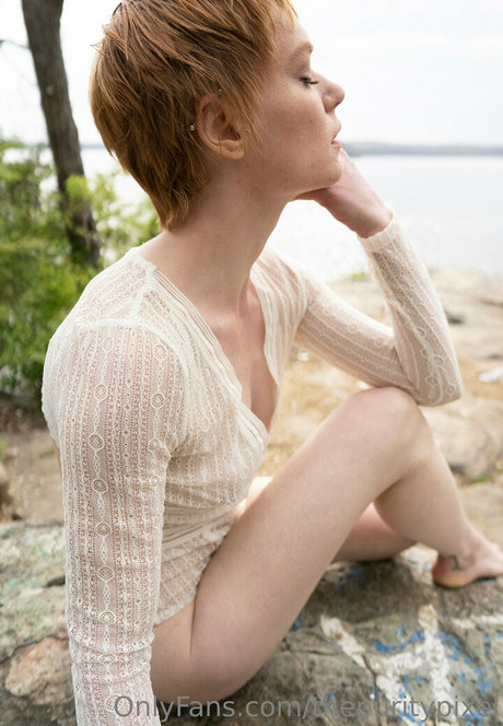 thepuritypixel model hd pic