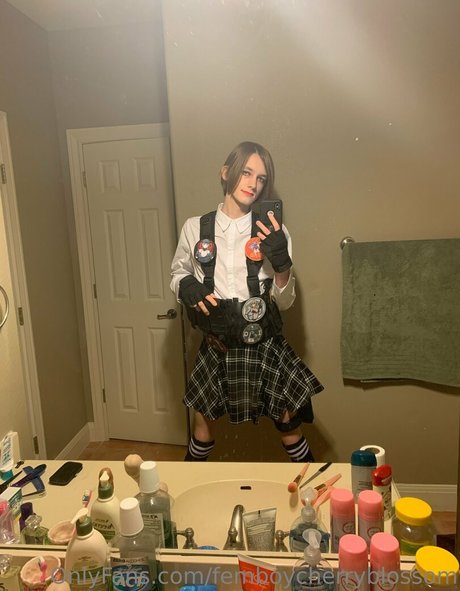 femboycherryblossom hermosa estrella porno imagen