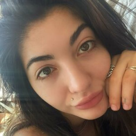 caitlintreats modèle nu galeries