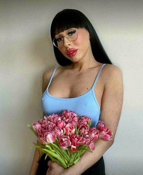 dicksy ts model nice pics