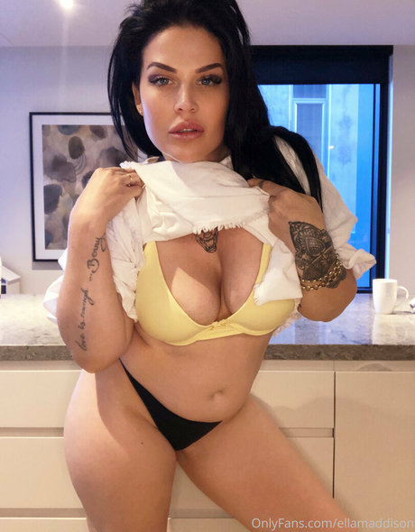 ellamaddison modelo de arte imagen