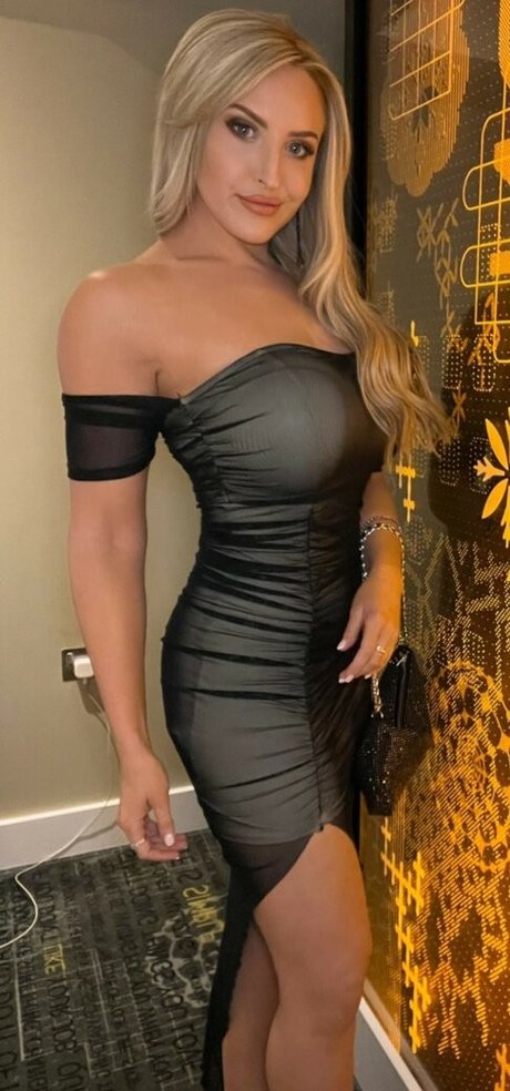 Emma Louise Jones actrice nue galerie