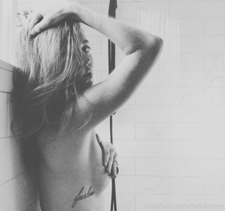 nevamore étoile galerie