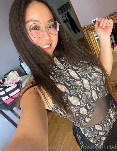 yimingcuriosityofficial star du porno xxx img