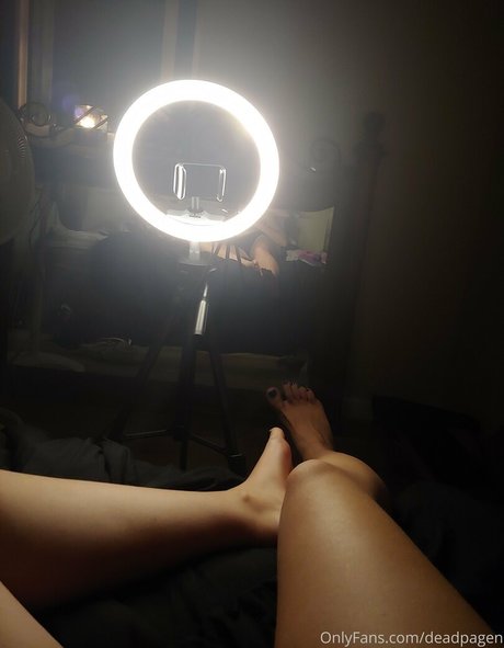 deadpagen star du porno chaude img