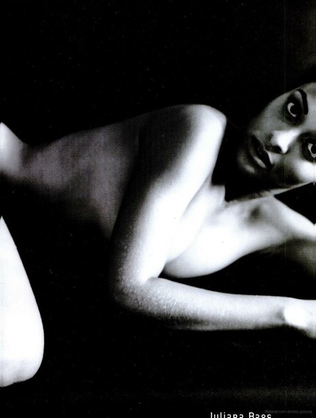 Juliana Paes estrella libre galería