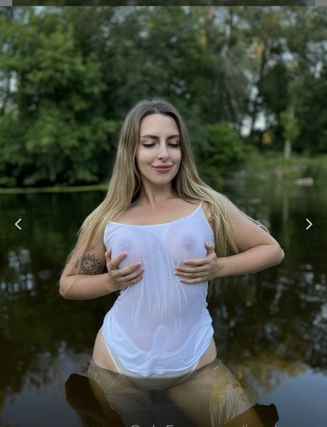 iamloveee model pretty gallery