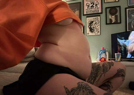 catsncake actrice exclusive photo