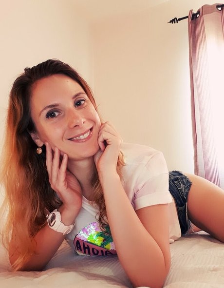 ellyedelweiss buen modelo fotos