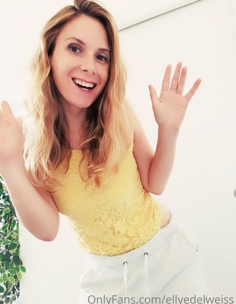 ellyedelweiss actriz erótica galería